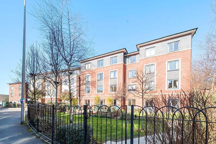 1 Bedroom Retirement Property For Sale In Newbury, Berkshire, RG14