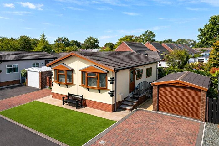 3 Bedroom Bungalow For Sale In Lindum Park, Ruskington, Sleaford, Lincolnshire, NG34