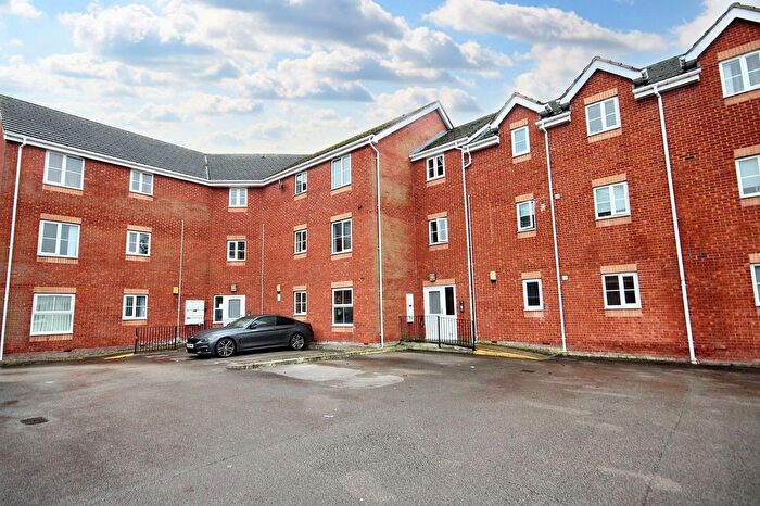 2 Bedroom Flat To Rent In Ashtons Green Drive, St. Helens, WA9