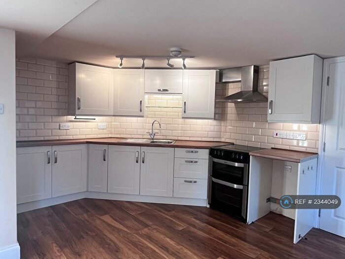 1 Bedroom Flat To Rent In Silver Street, Bradford-On-Avon, BA15