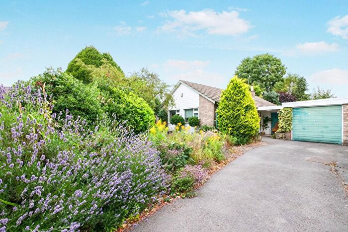 3 Bedroom Detached Bungalow For Sale In The Spinney, York, YO24
