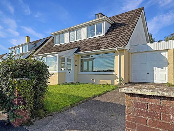 3 Bedroom Detached Bungalow For Sale In Elizabeth Drive, Barnstaple, EX31