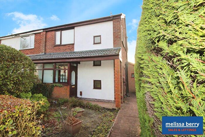 3 Bedroom Semi Detached House For Sale In Woodhall Avenue, Whitefield, Manchester, M45