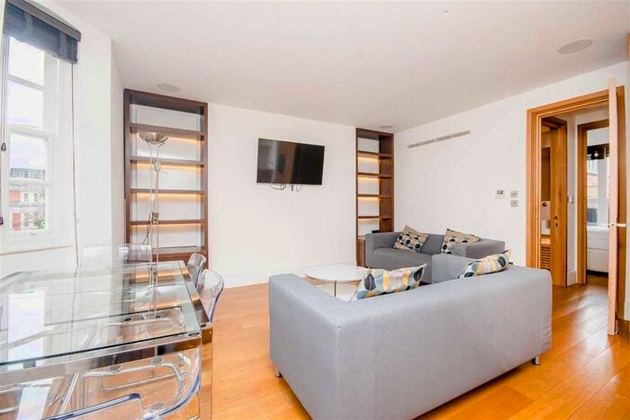 3 Bedroom Flat To Rent In Great Portland Street, London W1W
