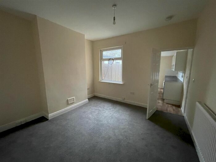 3 Bedroom Terraced House To Rent In Hart Road, Wolverhampton, WV11