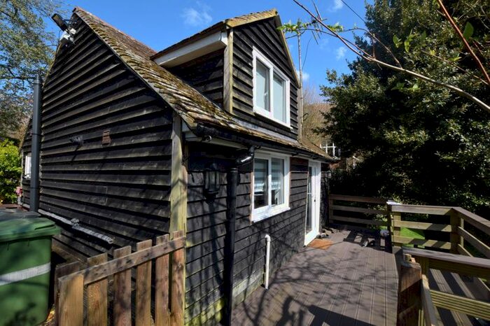 1 Bedroom Flat To Rent In Otham Street, Otham, Maidstone, ME15