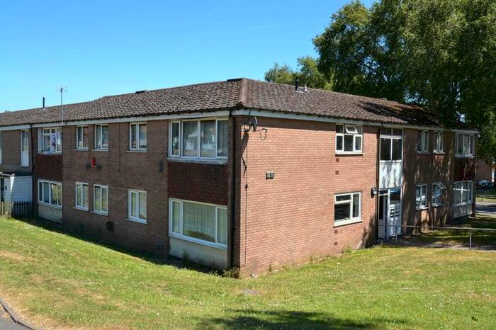 2 Bedroom Ground Flat To Rent In 4 Pickering Croft, Bartley Green B32