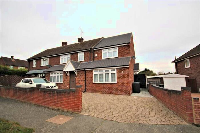 4 Bedroom Semi-Detached House To Rent In Felstead Road, Loughton, IG10