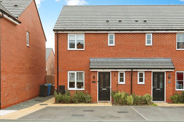 3 Bedroom Semi-Detached House For Sale In Henry Mews, Retford, DN22