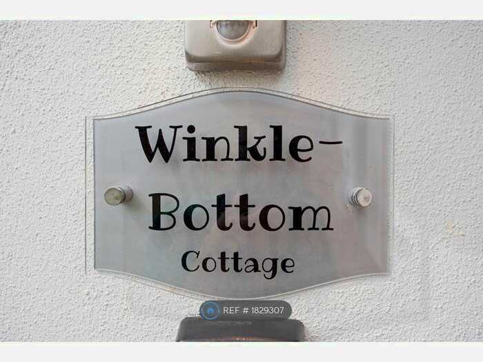 2 Bedroom Semi-Detached House To Rent In Wayside Road, St. Leonards, Ringwood, BH24