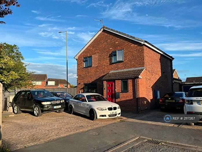 3 Bedroom Detached House To Rent In Collett Way, Wantage, OX12