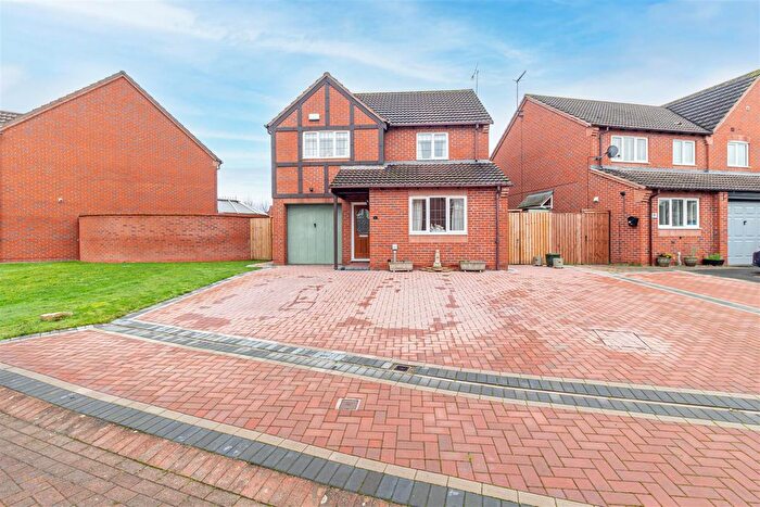4 Bedroom Detached House For Sale In Lundy Row, Worcester, WR5