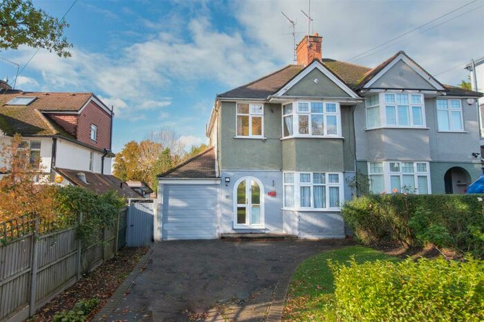 4 Bedroom Semi-Detached House To Rent In Engel Park, Mill Hill, NW7