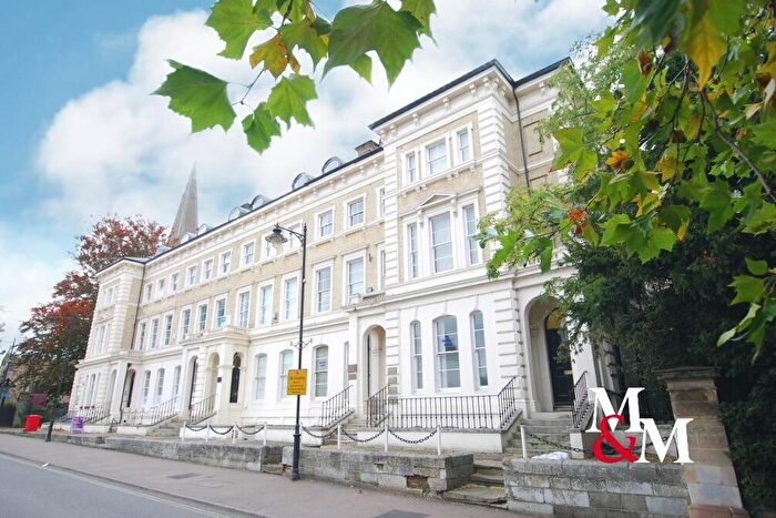 2 Bedroom Apartment To Rent In Church Square, LU7