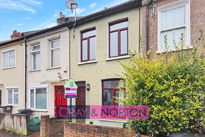 2 Bedroom Terraced House To Rent In Westfield Road, Croydon, CR0