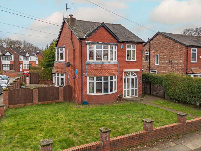 3 Bedroom Detached House For Sale In Brooks Road, Old Trafford, Manchester, M16