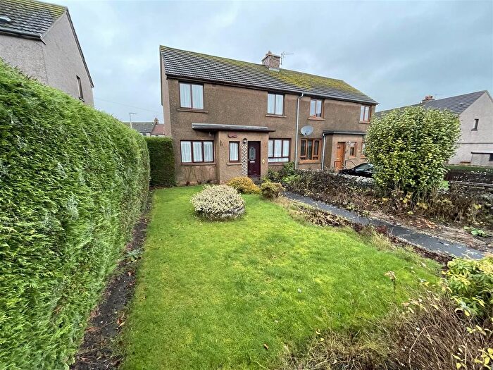 3 Bedroom Semi Detached House For Sale In Morris Place, Newburgh, KY14