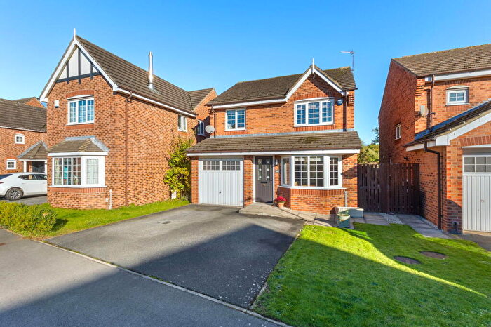 4 Bedroom Detached House For Sale In Sycamore Avenue, Eggborough, Goole, DN14