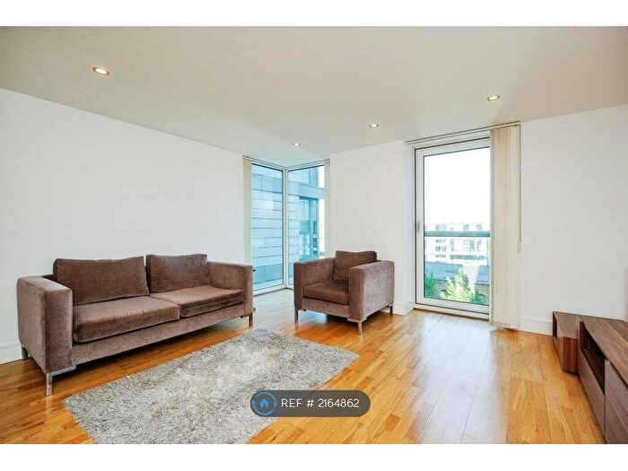 2 Bedroom Flat To Rent In Distillery Tower, London, SE8