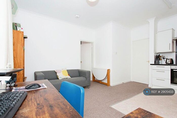 1 Bedroom Flat To Rent In Cavendish Road, Cambridge, CB1