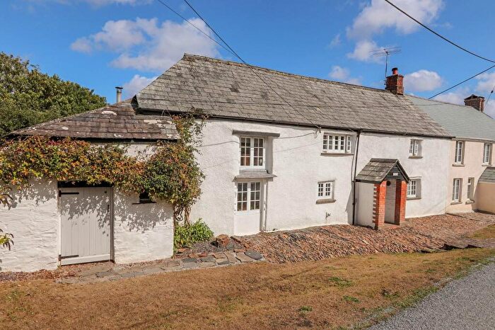 4 Bedroom Semi-Detached House For Sale In Bratton Clovelly, Okehampton, EX20