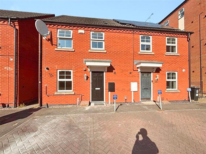 3 Bedroom Semi-Detached House To Rent In Montvale Gardens, Leicester, Leicestershire, LE4