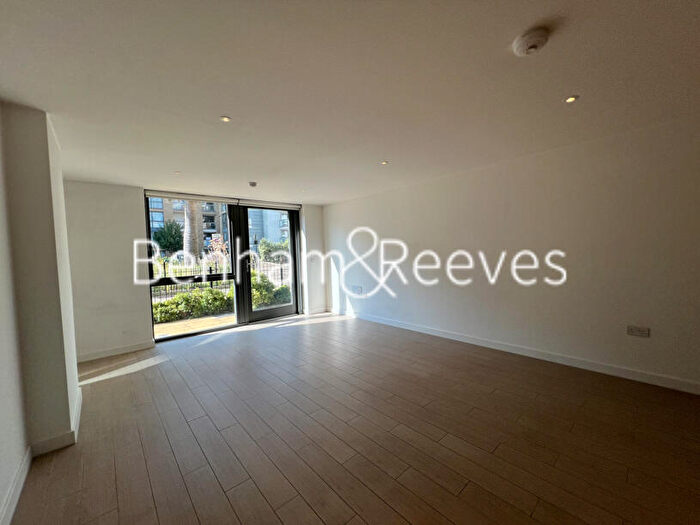 1 Bedroom Apartment To Rent In Packington Square, Shoreditch, N1