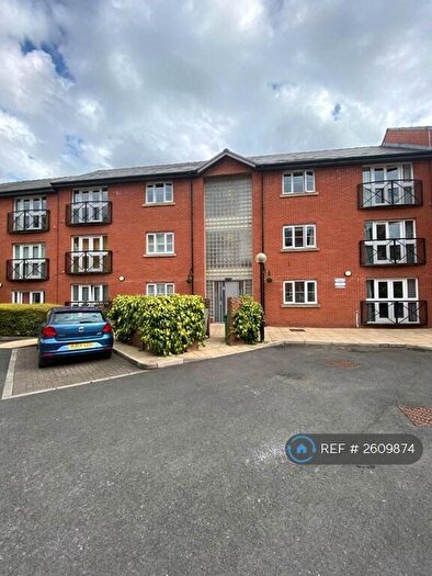 2 Bedroom Flat To Rent In Wharf Close, Manchester, M1