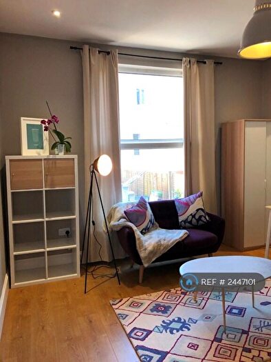 1 Bedroom Flat To Rent In Villiers Road, Southsea, PO5