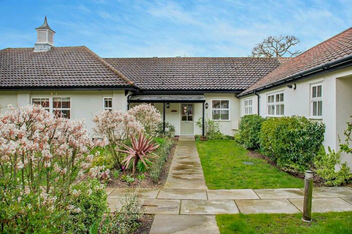 2 Bedroom Bungalow For Sale In Amberfield Drive, Nacton, Ipswich, Suffolk, IP10