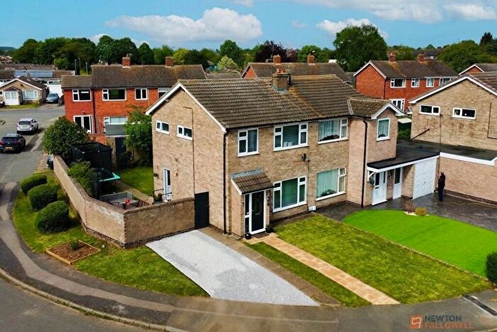 3 Bedroom Semi-Detached House For Sale In Keepers Croft, East Goscote, LE7