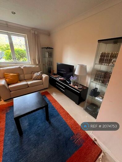 1 Bedroom Flat To Rent In Jemmet Close, Norbiton, KT2