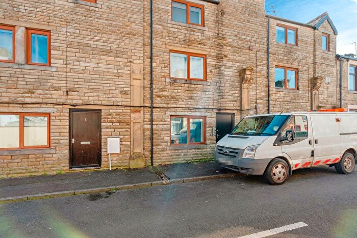 2 Bedroom Flat For Sale In Allendale Street, Burnley, Lancashire, BB12
