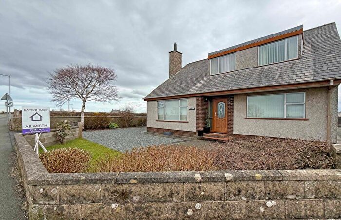 4 Bedroom Detached House For Sale In Llangristiolus, Bodorgan, Isle Of Anglesey, LL62