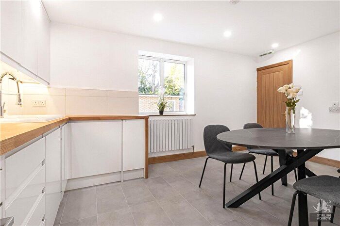 2 Bedroom Apartment To Rent In Abercorn Place, London, NW8