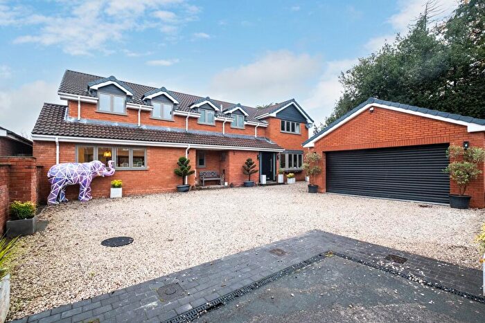 5 Bedroom Detached House For Sale In Vicarage Croft, Kings Bromley, Burton On Trent, DE13