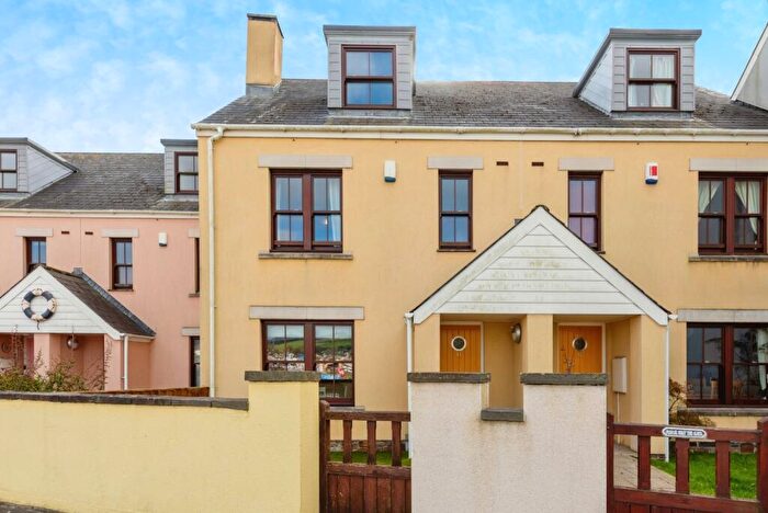 4 Bedroom Town House For Sale In Chandlers Yard, Burry Port, Carmarthenshire, SA16