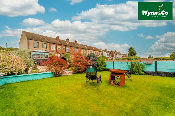 2 Bedroom End Terrace House For Sale In Wakefield Road, Streethouse, Pontefract, WF7