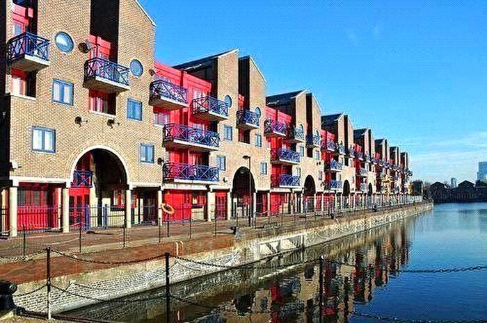 2 Bedroom Flat To Rent In Newland Quay, Wapping, Tower Bridge, Tower Hill, Shadwell, London, E1W