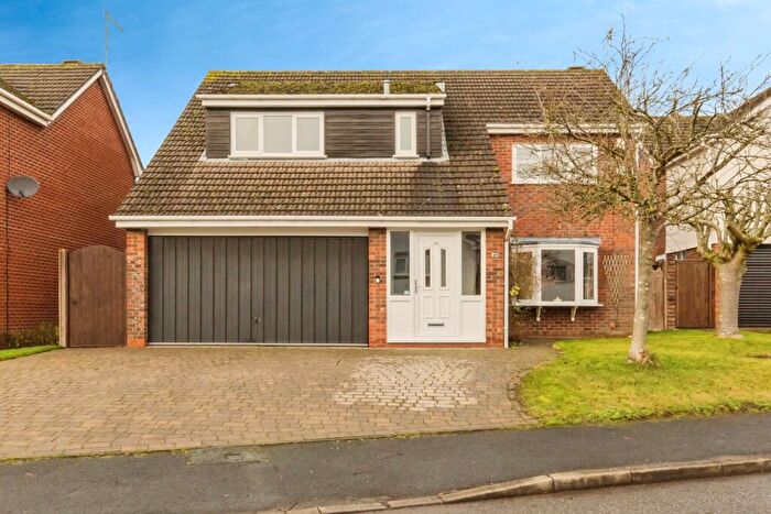 4 Bedroom Detached House For Sale In Portree Drive, Holmes Chapel, Crewe, Cheshire, CW4