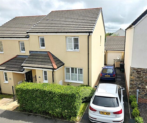 3 Bedroom Semi Detached House For Sale In Buzzard Rise, St. Anns Chapel, Gunnislake, PL18