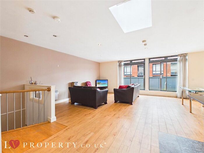 2 Bedroom Apartment For Sale In Fleet Street, Birmingham, West Midlands, B3