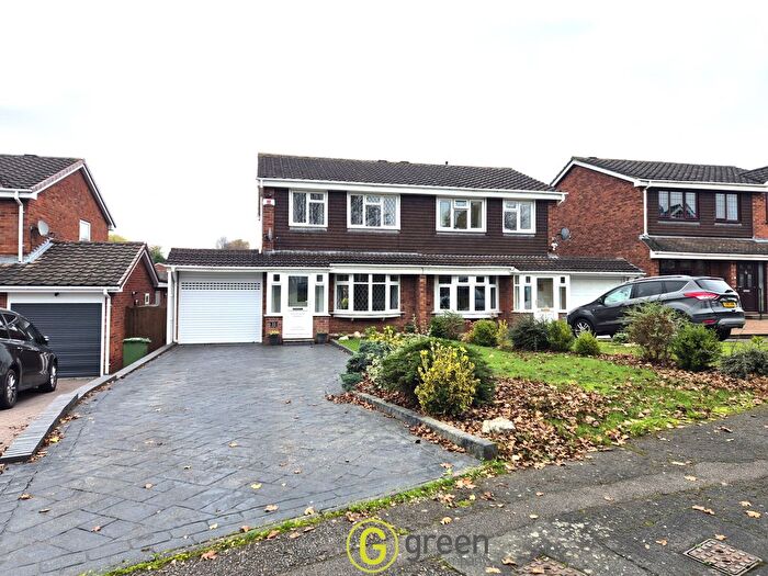 3 Bedroom Semi-Detached House To Rent In Standedge, Tamworth, Staffordshire, B77