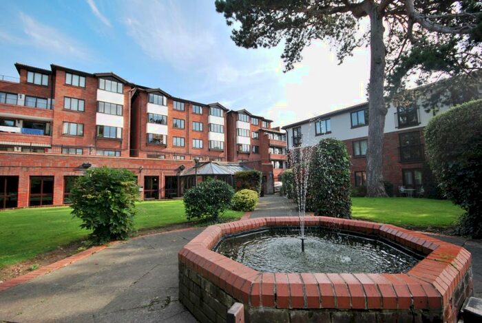 1 Bedroom Flat To Rent In Widmore Road Bromley, BR1