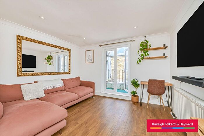 Studio To Rent In Abbeville Road, London, SW4
