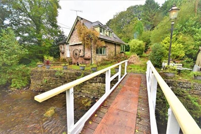 1 Bedroom Detached House For Sale In Pwllglas, Ruthin, Denbighshire, LL15