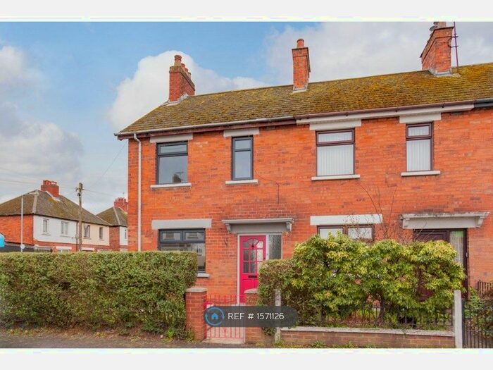 3 Bedroom End Of Terrace House To Rent In Connsbrook Avenue, Belfast, BT4