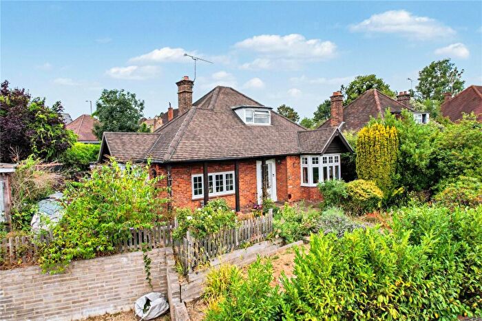 4 Bedroom Bungalow For Sale In Guildford Road, Farnham, Surrey, GU9