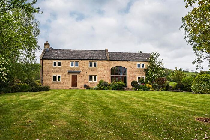 5 Bedroom Detached House For Sale In Castleton, Hope Valley, S33