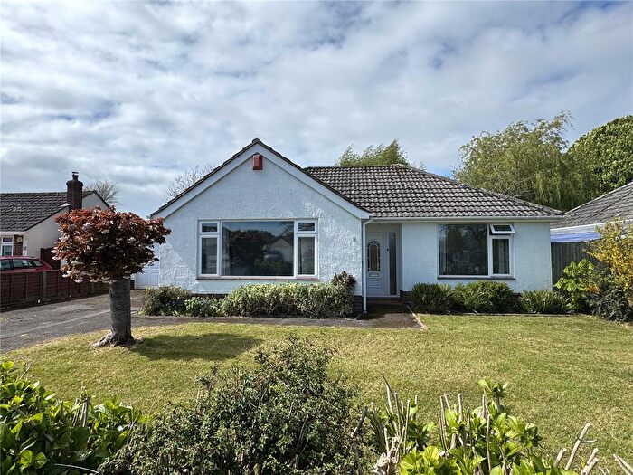 3 Bedroom Bungalow For Sale In Greenfield Gardens, Barton On Sea, Hampshire, BH25